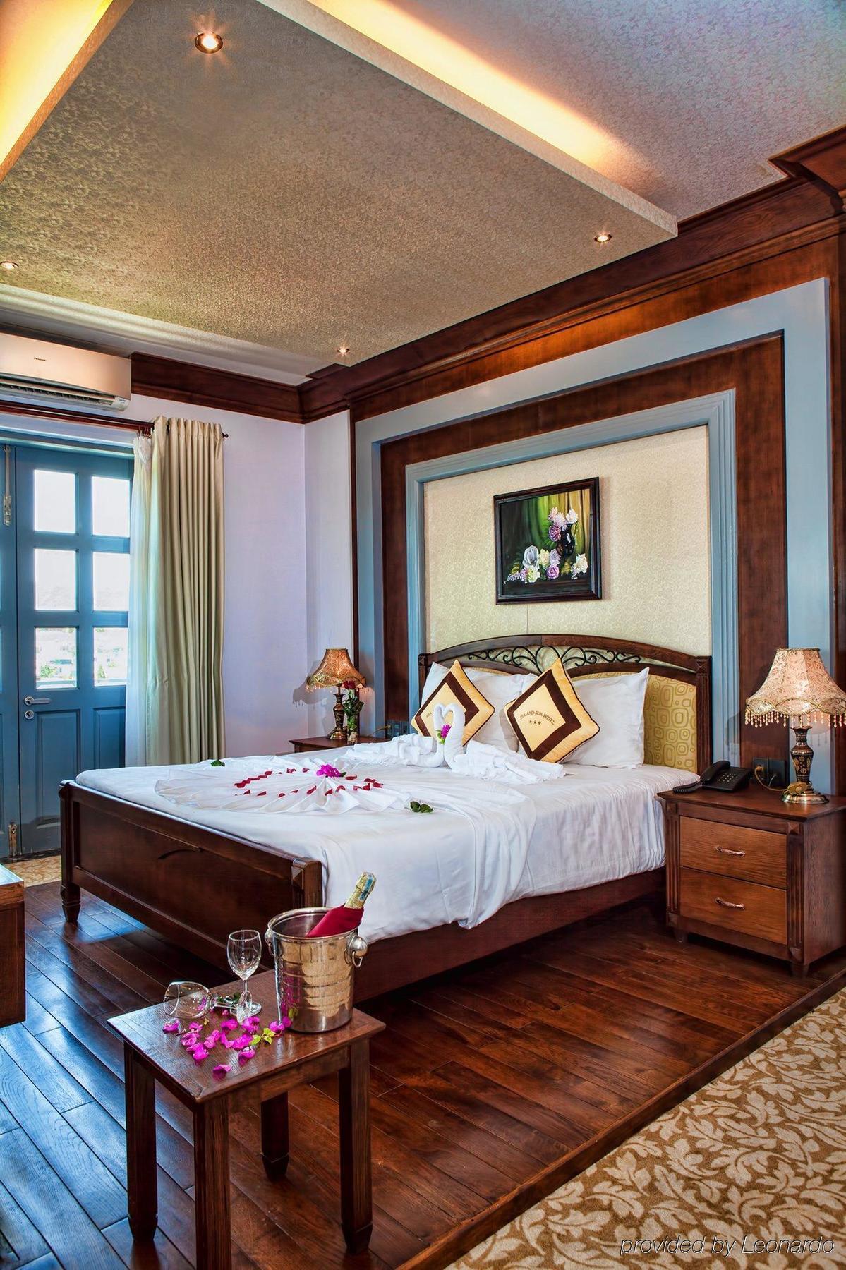 The Sun Hotel Nha Trang Bagian luar foto