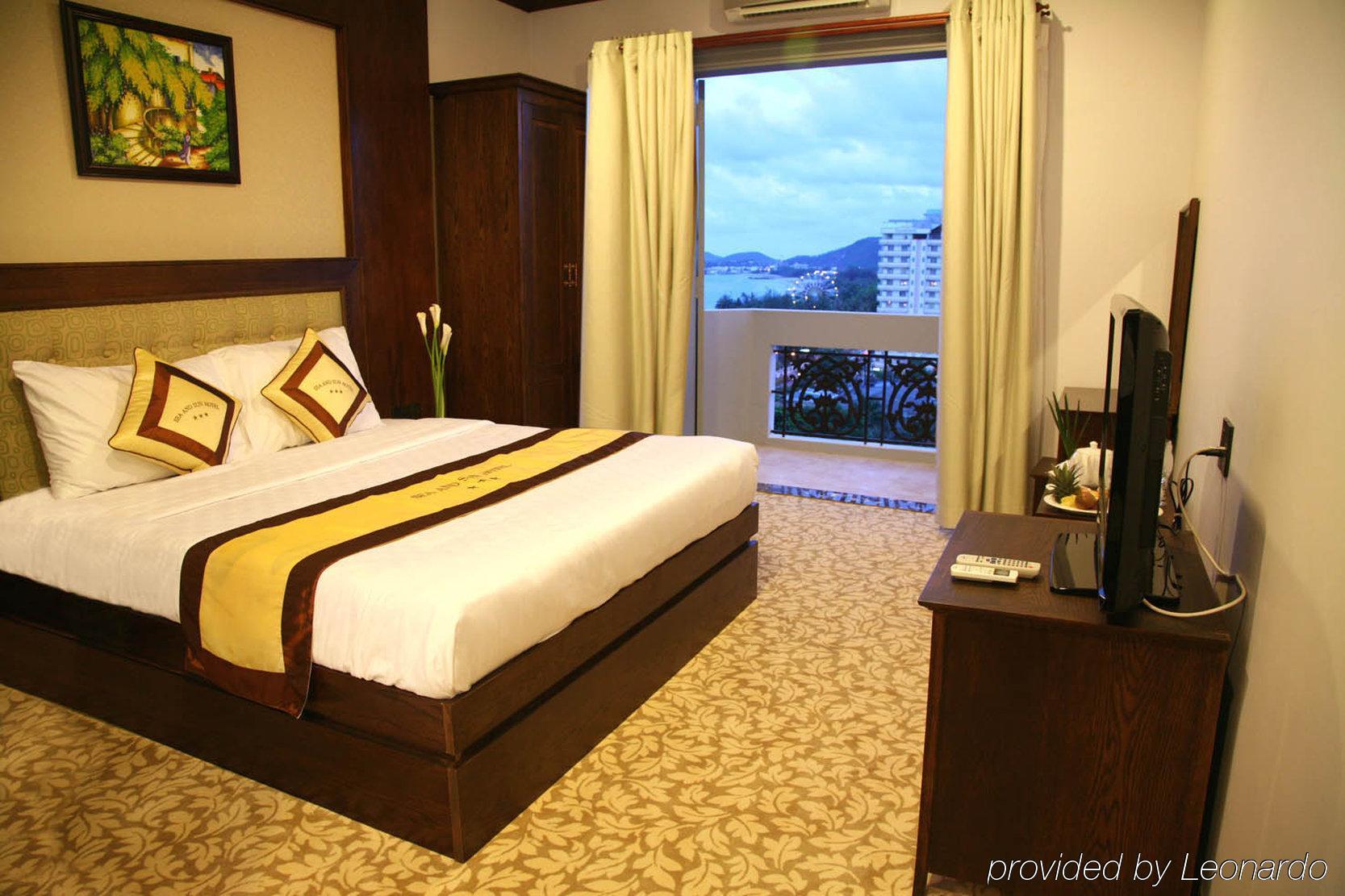 The Sun Hotel Nha Trang Bagian luar foto